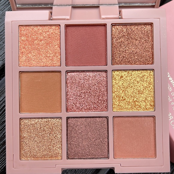 Ciate London - Bronzed Eyeshadow Palette - Picture 4 of 13